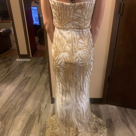 Tight prom dress - Picture 3 of 3